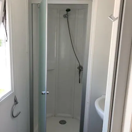 Camping Le Rhône Ex De Hpa 3*